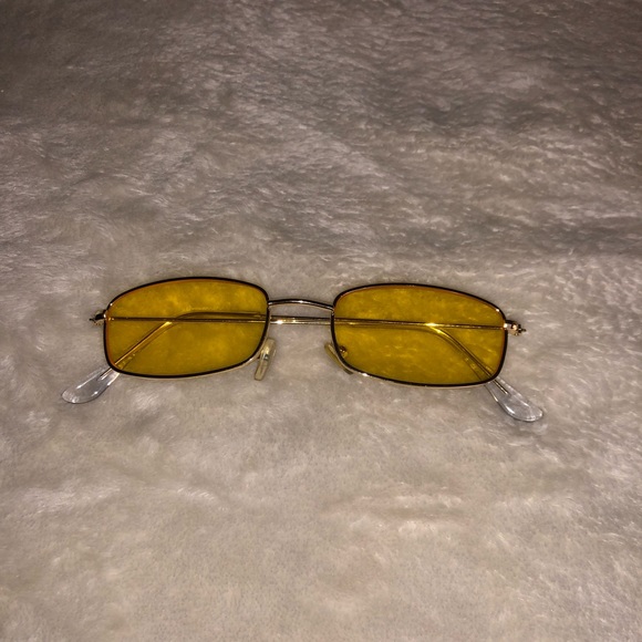 Sunglasses Bundle - Picture 5 of 5